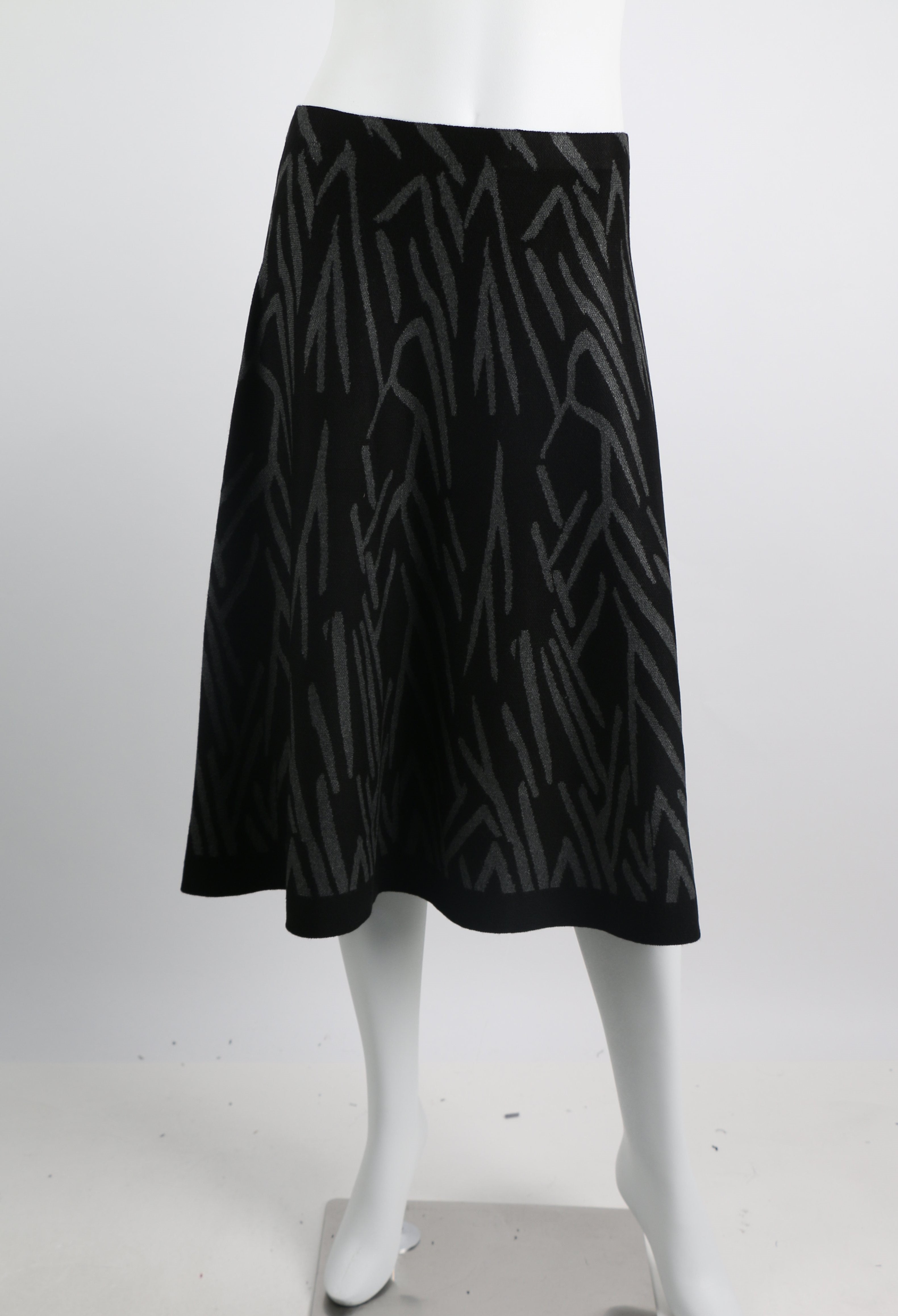 Black A-Line Knit Skirt - figaliciousfood